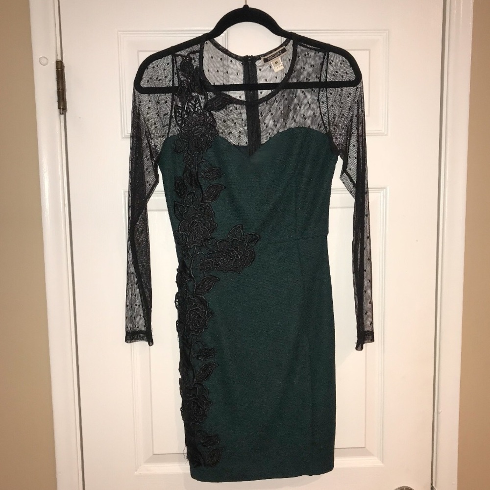 Fitted Emerald Green Dress w/Black Floral Appliqué